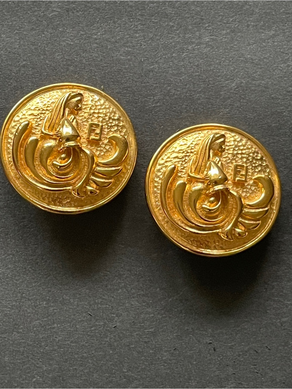 Vintage Fendi 1980’s Aquarius Gold Plated Medallion Clip-On Earrings
